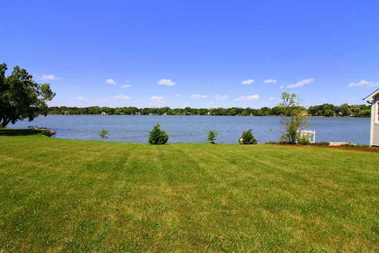 0 W Belvidere Rd Grayslake, IL 60030