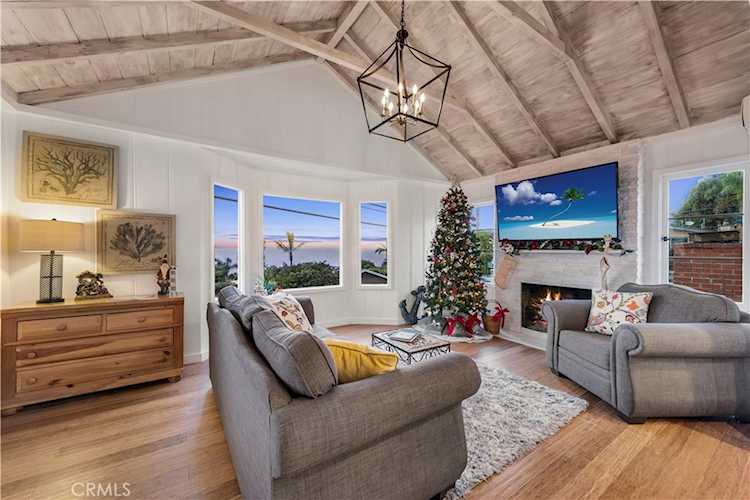 31946 Virginia Way Laguna Beach, CA 92651
