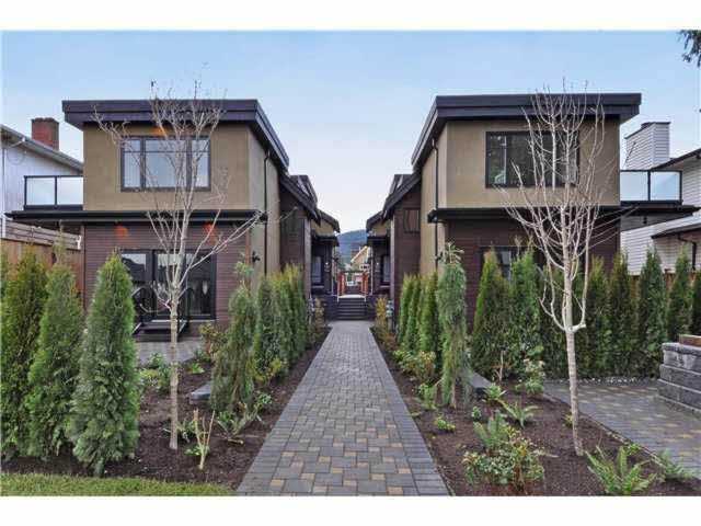 236 E 18th Street #2 North Vancouver, BC V7L 2X6