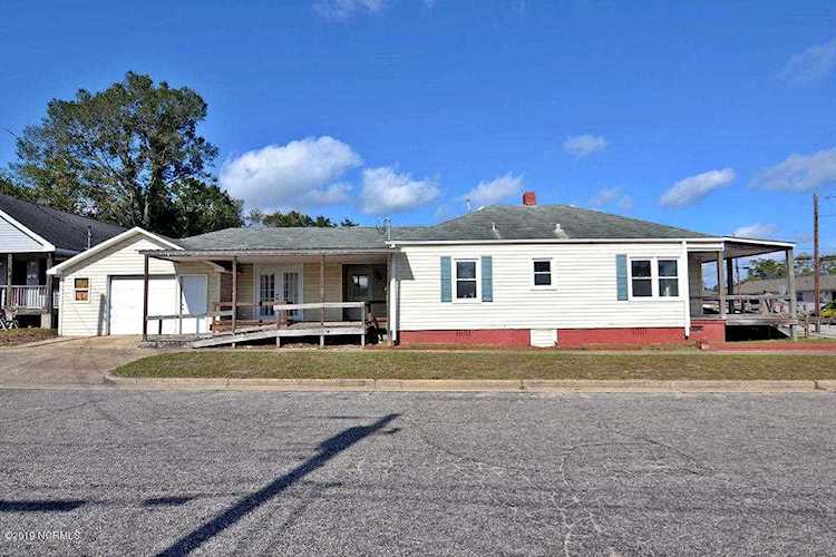 Home For Sale At 1024 S 13th Street, Wilmington NC in Not In Subdivision Photo 1