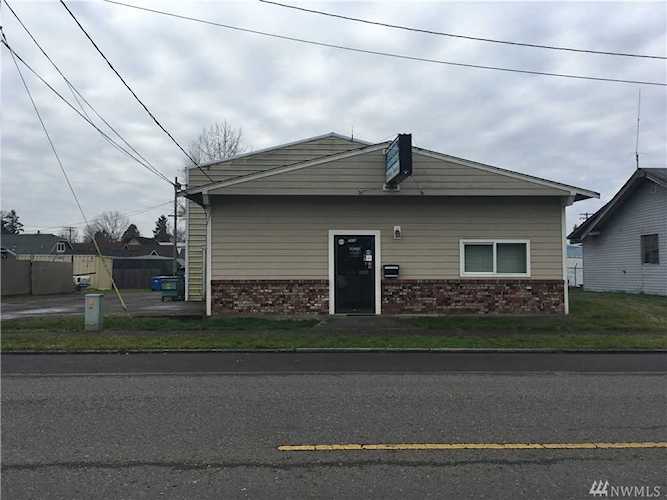 765 NW State St Chehalis, WA 98532