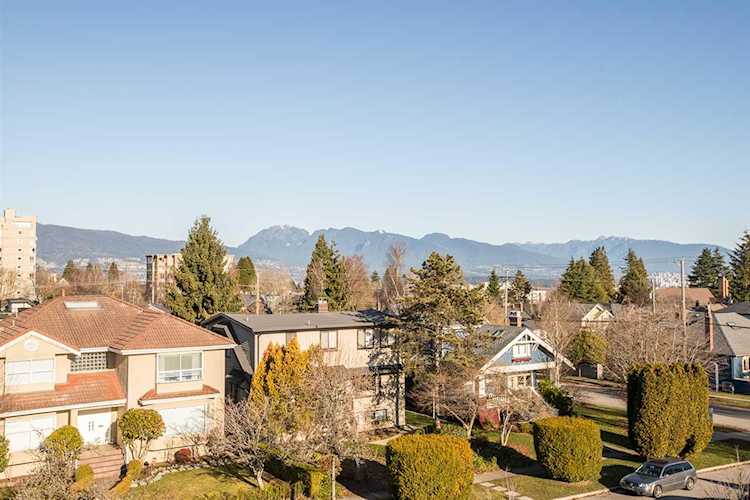 4626 W 12th Avenue Vancouver, BC V6R 2R6