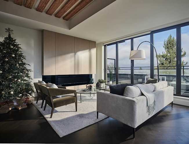 633 W King Edward Avenue #405 Vancouver, BC V5Z 2C6