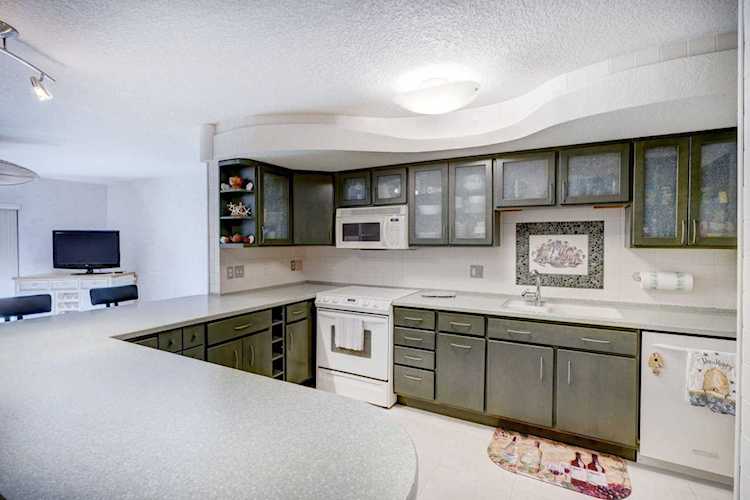 382 Golfview Road #H North Palm Beach, FL 33408