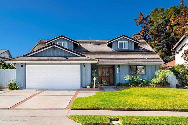 25091 De Salle Street Laguna Hills, CA 92653