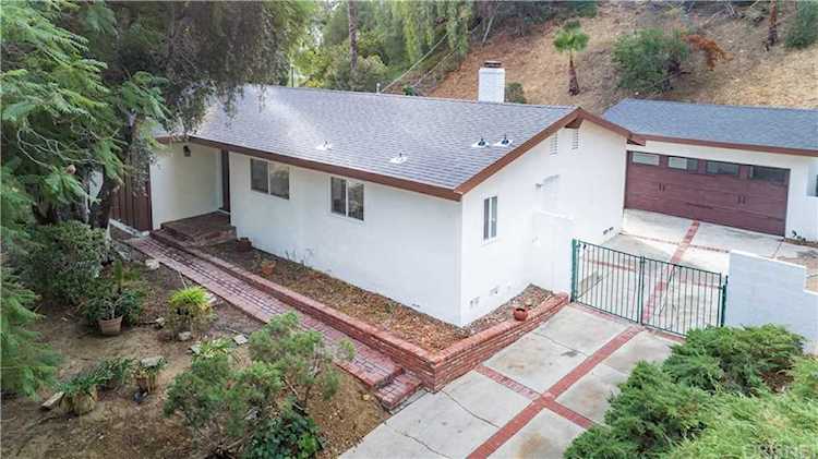 8451 Rudnick Avenue West Hills, CA 91304