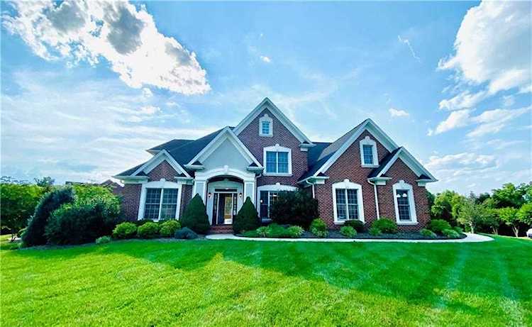 125 NW 43rd Avenue Ln Hickory, NC 28601