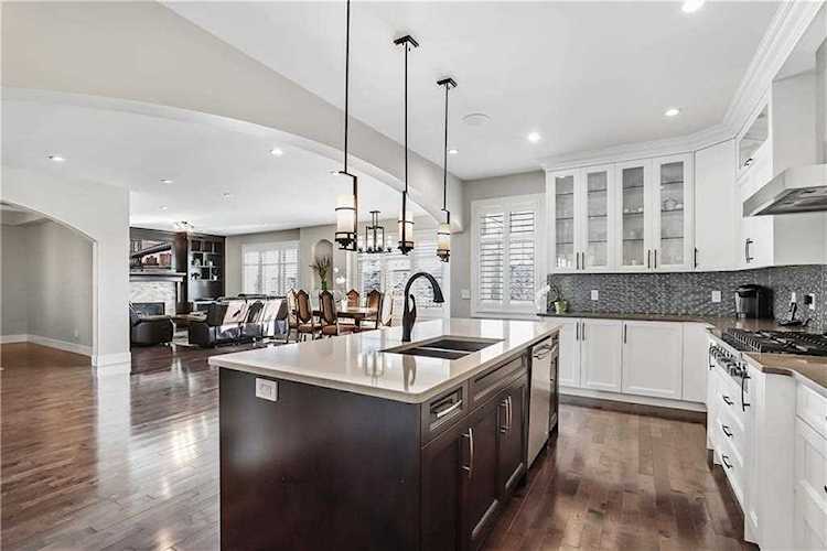 74 Silverado Ranch Way SW Calgary, AB T2X 0K1