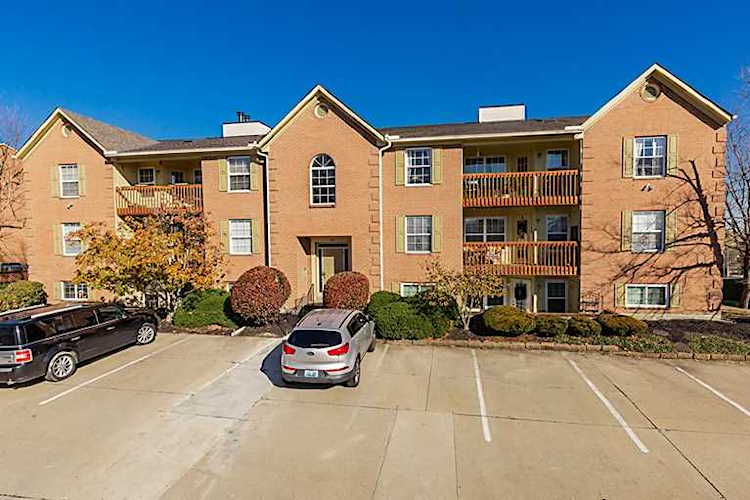 26 Highland Meadows Circle Highland Heights, KY 41076