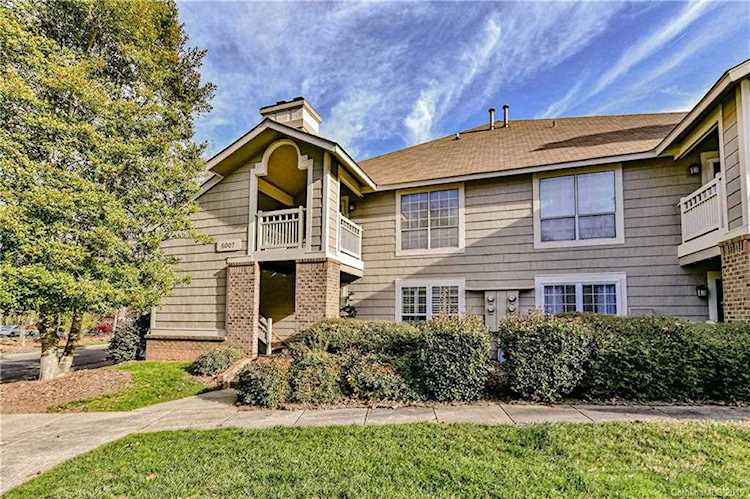 5007 Sharon Rd Charlotte, NC 28210