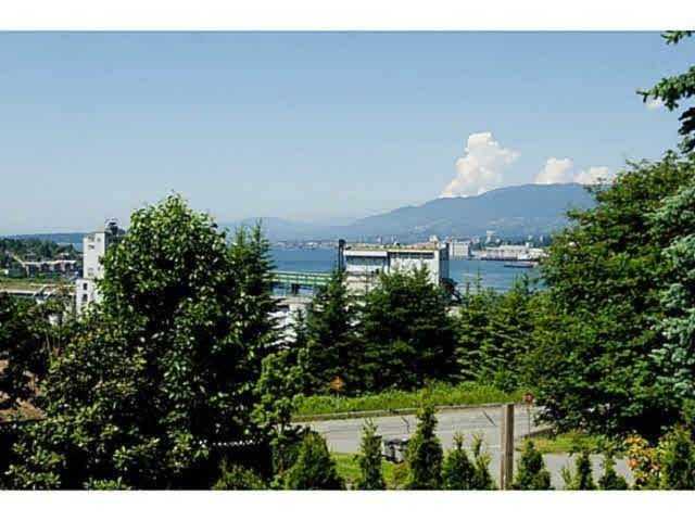 3586 Trinity Street Vancouver, BC V5K 1G3 | MLS ® R2423478 Photo 1