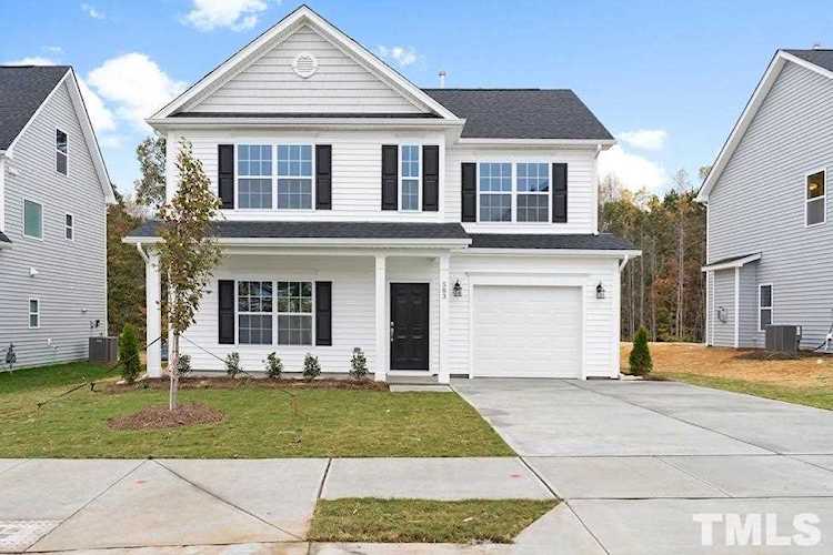 76 Black Oak Court Clayton, NC 27520