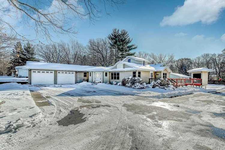 512 126th Avenue NW Coon Rapids, MN 55448
