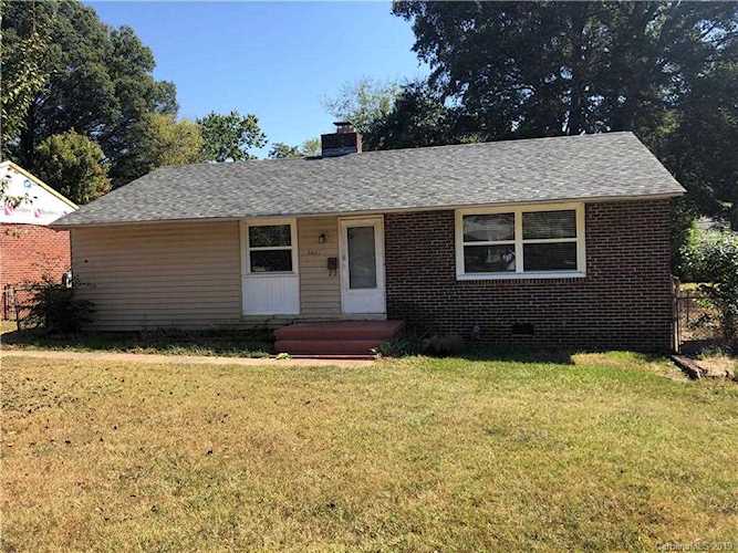 4641 Murrayhill Rd Charlotte, NC 28209 | MLS 3573812 Photo 1