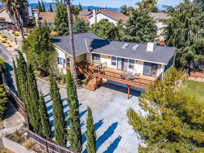 291 Dry Creek Road Hollister, CA 95023 | MLS 52196448 Photo 1