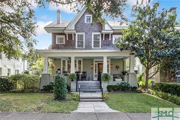 215 E 44th St Savannah, GA 31405