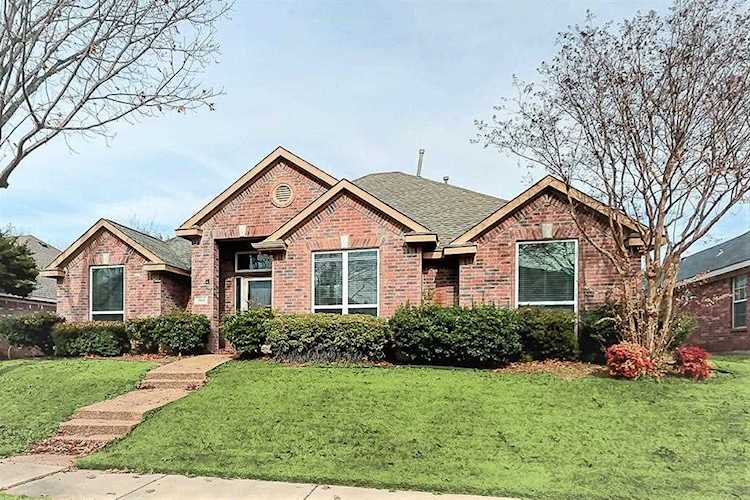 3809 Pine Valley Drive Plano, TX 75025