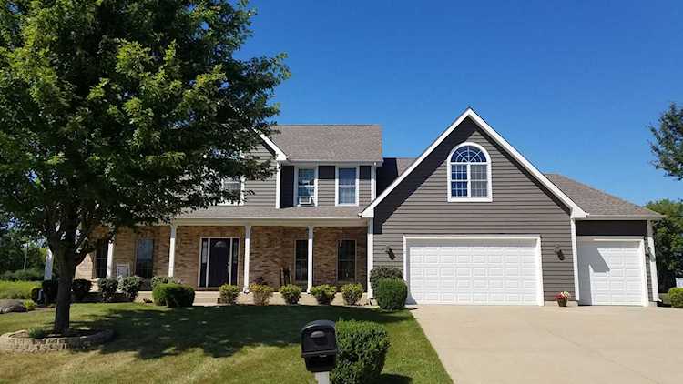 1710 Mink Trl Cary, IL 60013