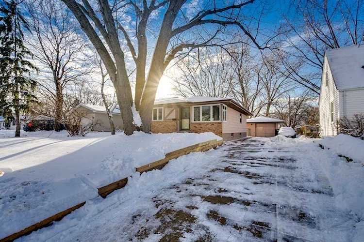 1240 46th Avenue NE Columbia Heights, MN 55421
