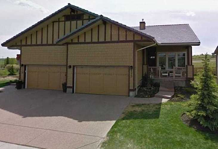 115 Bridle Estates Mews SW Calgary, AB T2Y 5A8