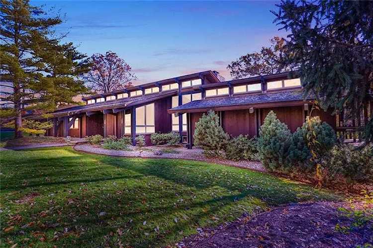 1616 W 116th Street Carmel, IN 46032