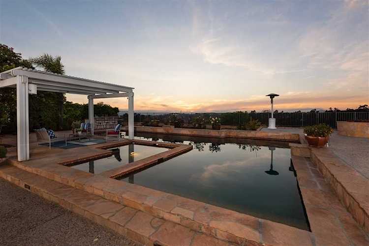 12622 Fairbrook Rd San Diego, CA 92131