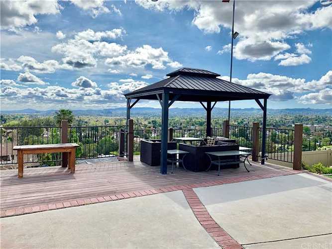 23940 Pentland Way West Hills, CA 91307