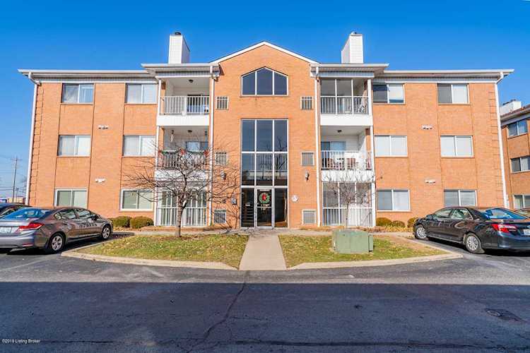 3721 Bardstown Rd 104 Louisville Ky 40218 Mls 1549232