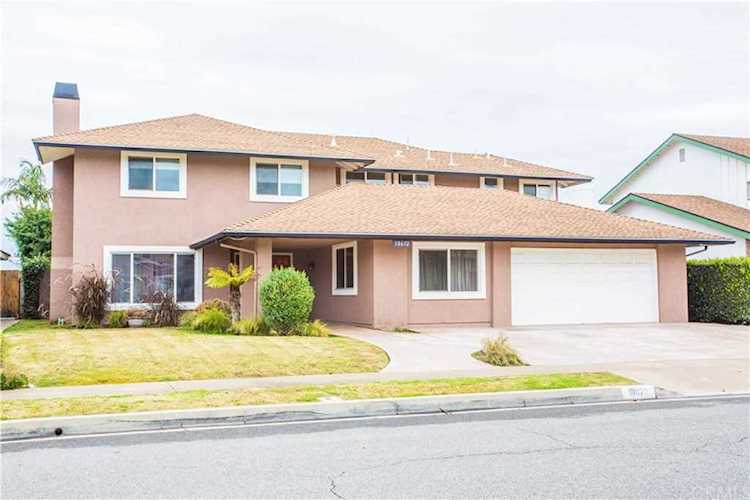 18672 Santa Ynez Street Fountain Valley, CA 92708