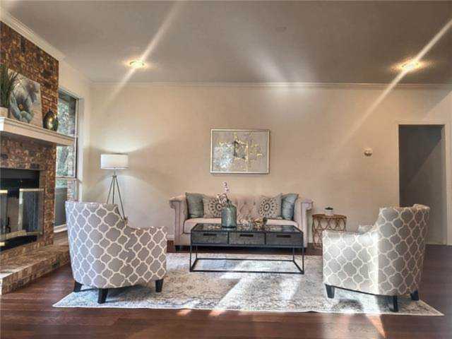 10631 Floral Park Dr Austin, TX 78759