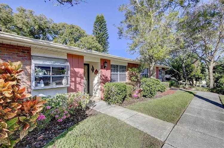 2264 W Lark Circle #E Palm Harbor, FL 34684