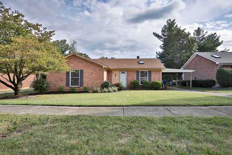 6605 Holly Lake Dr Louisville, KY 40291 | MLS 1545211 Photo 1