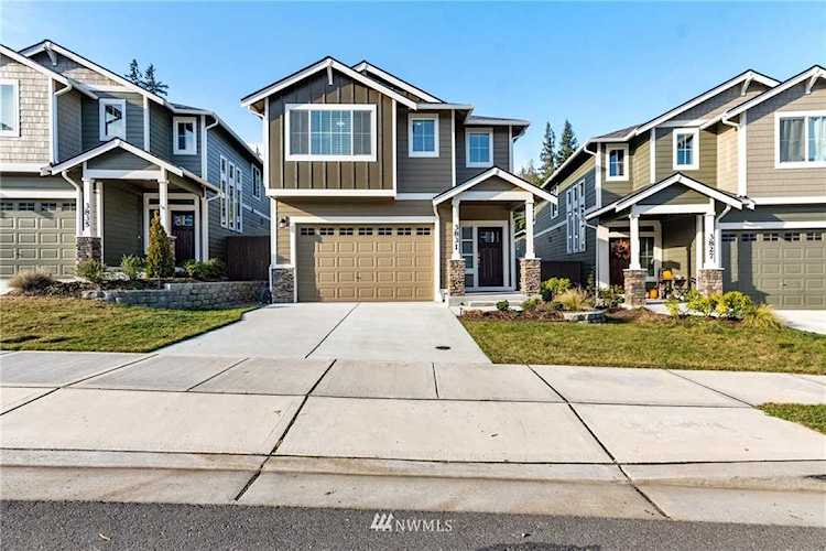 3831 Portside Dr Bremerton, WA 98312
