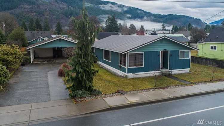 740 Sauk Ave Darrington, WA 98241