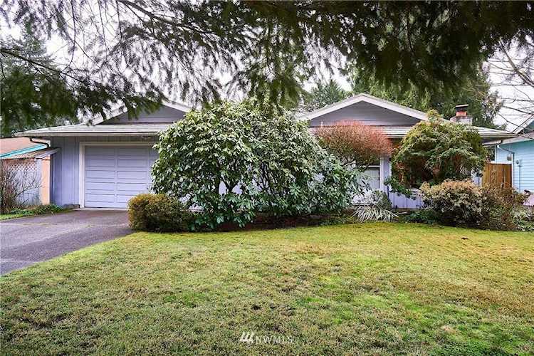 16901 SE 252nd Place Covington, WA 98042