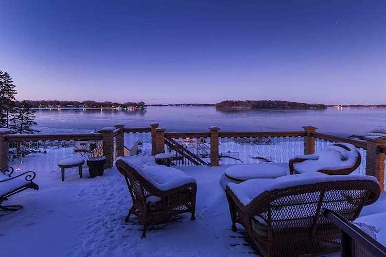 300 W Lake Street Waconia, MN 55387