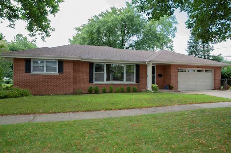 2023 E Park St Arlington Heights, IL 60004