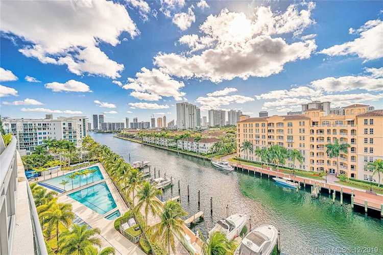 2950 NE 188th St #528 Aventura, FL 33180