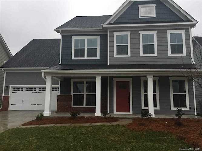 12628 Es Draper Dr Huntersville, NC 28078