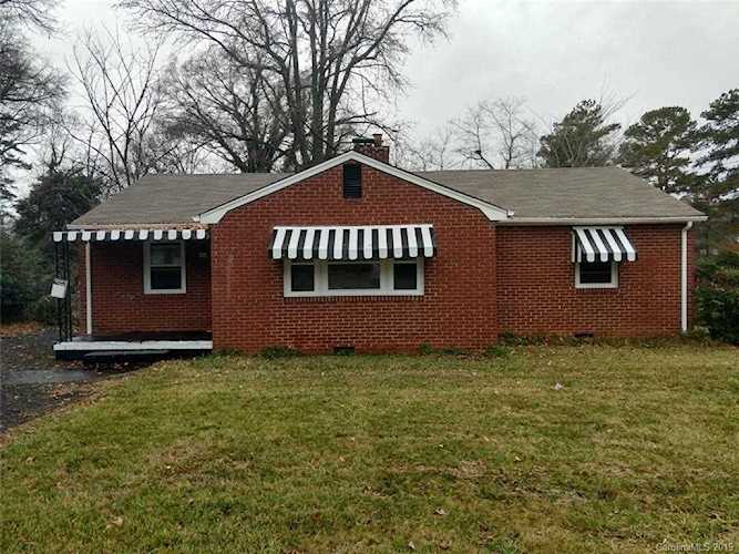 916 Garringer Place Charlotte, NC 28208