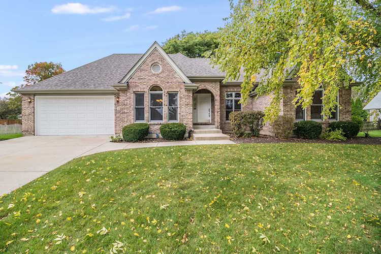 1779 Frost Ln Naperville, IL 60564