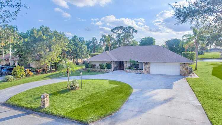 4356 Caryota Drive Boynton Beach, FL 33436