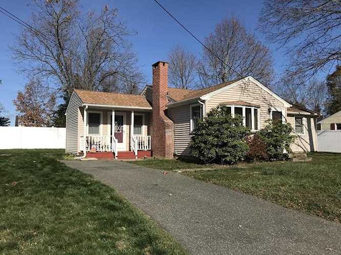 Ludlow, 38 Barna St., MA, home for sale Photo 1