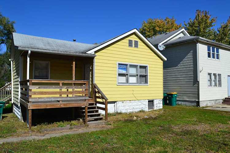 124 E Main St Braidwood, IL 60408