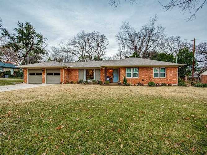 1119 Emerson Lane Denton, TX 76209