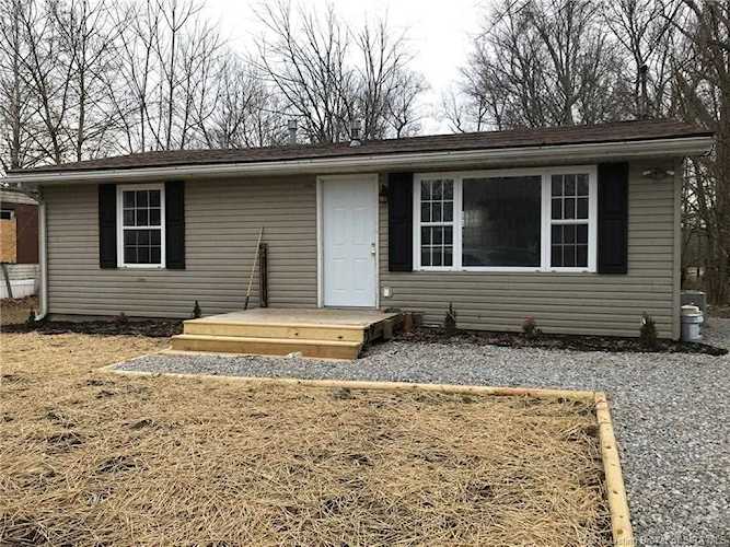 219 Starlight Dr Clarksville, IN 47129