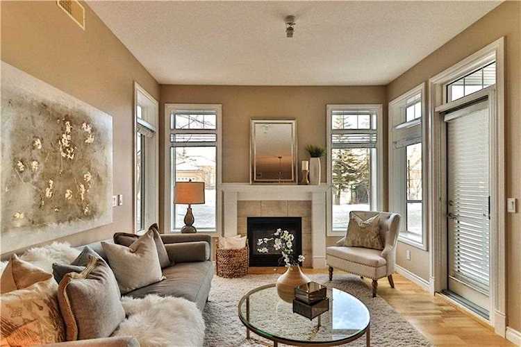 2121 98 Avenue SW #111 Calgary, AB T2V 4S6