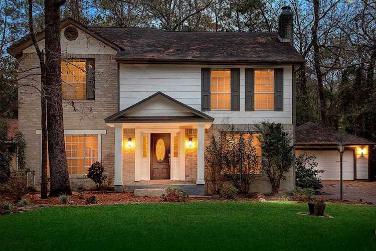 40 W Tallowberry Dr The Woodlands, TX 77381