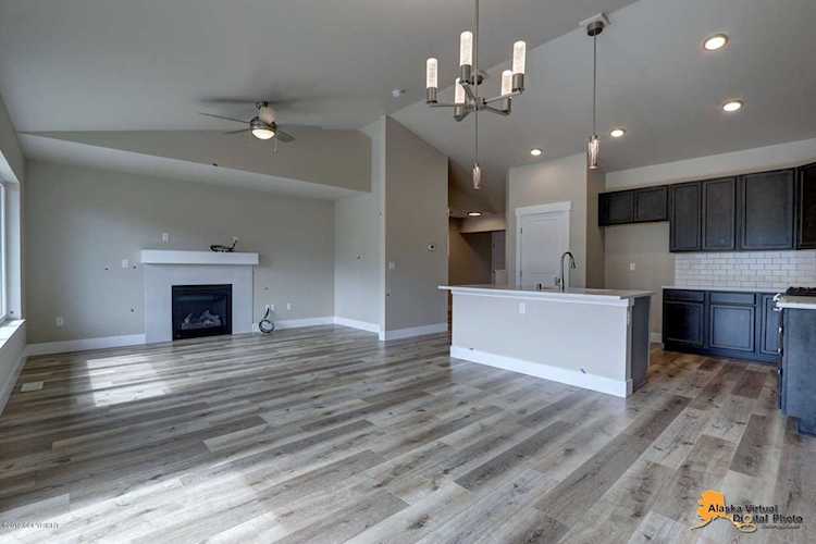 L18 Chase Circle Eagle River, AK 99577