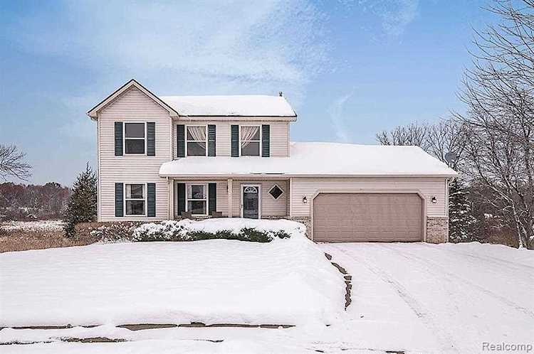 439 Brentwood Dr Pinckney Vlg, MI 48169